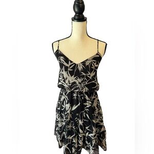 Express Tiered Dress Size L